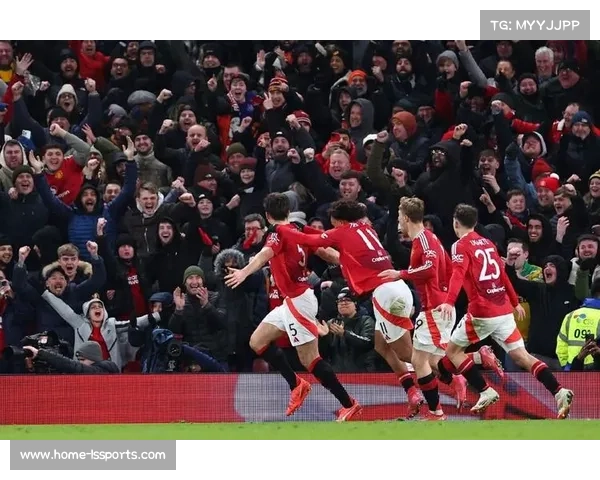 马奎尔头球绝杀后落泪，曼联欧联杯逆转里昂史诗之夜